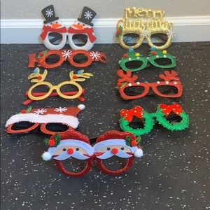 Fun Christmas photo eye glasses. Selfie time!